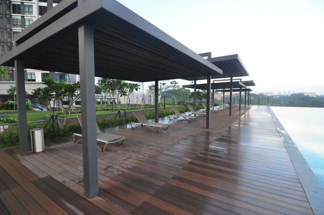 Kenwingston Square Garden By Idealhub Cyberjaya Esterno foto